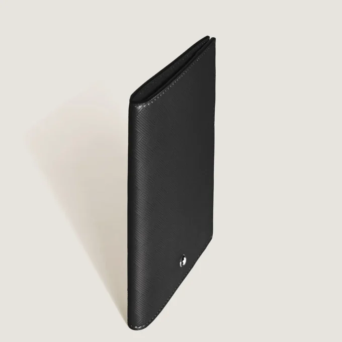 Passhülle aus Extreme-Leder